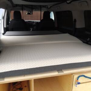 Poessl-Vanster-Klappmatratze-2